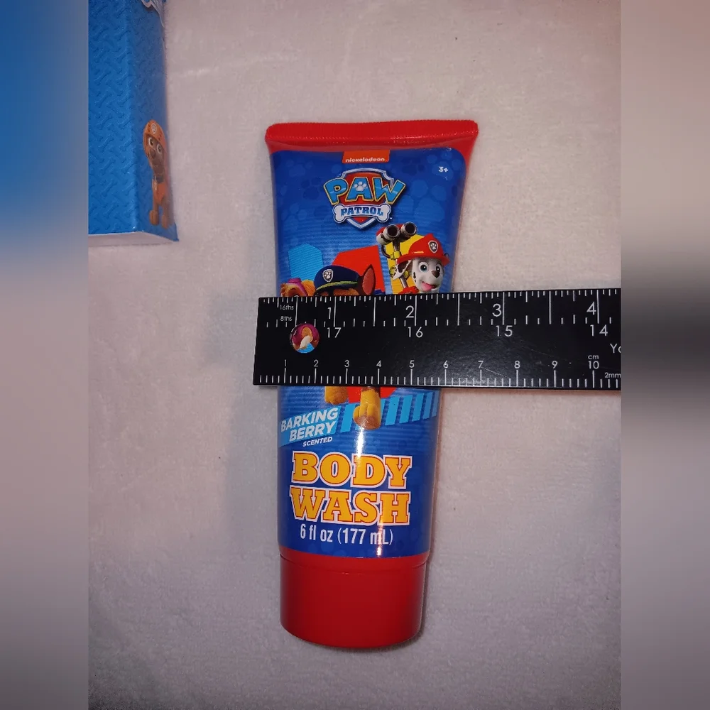NWOT Nickelodeon Paw Patrol Bath & Body Set